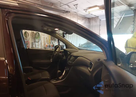 2020 Chevrolet Trax Awd Lt from USA, damaged, VIN KL7CJPSB2LB326888